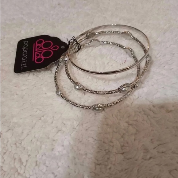 🆕 Bangle Belle Bangle Set - Picture 2 of 2